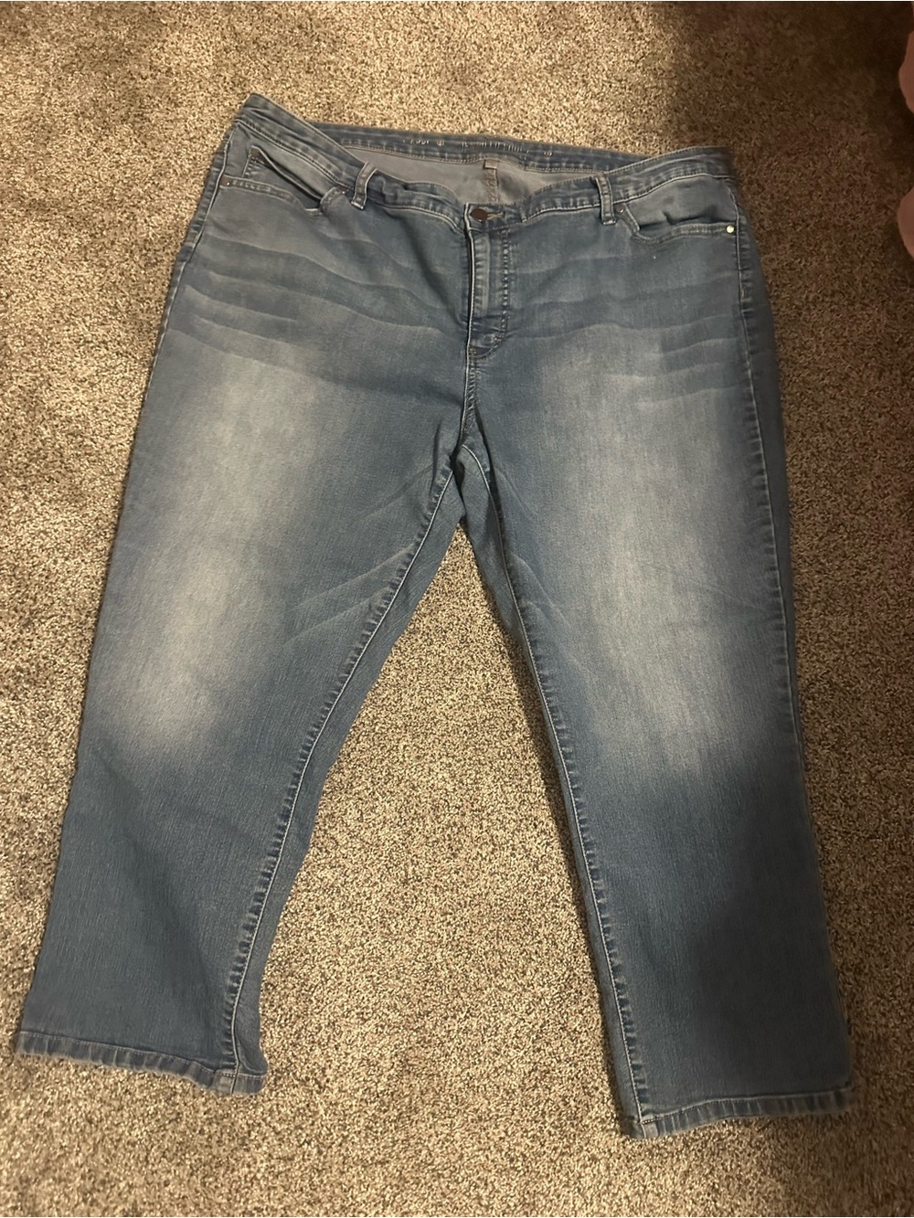 Jennifer Lopez Light Blue Cropped Jeans